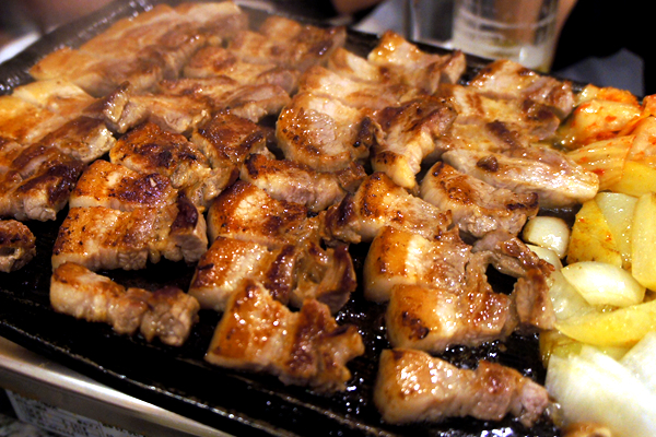 毎月22日はお肉半額！超厚切りサムギョプサルは必食！コリアンキッチン味ちゃん（まっちゃん）浅草店