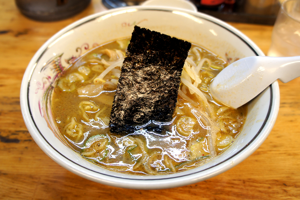 中毒性のある奥深い味のスープがクセになる！長野・諏訪 ハルピンラーメン